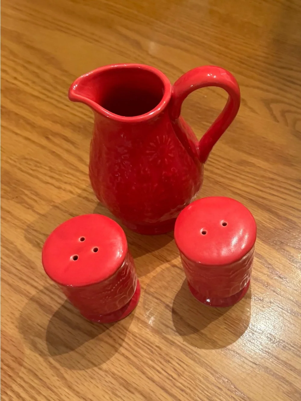 The Pioneer Woman Red Ceramic Creamer with Salt & Pepper Shakers